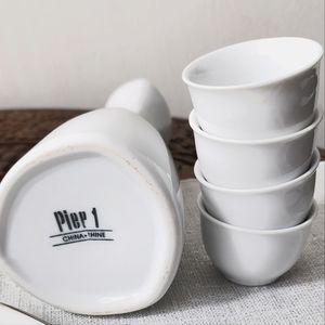 Sake  butte and 4 cups set